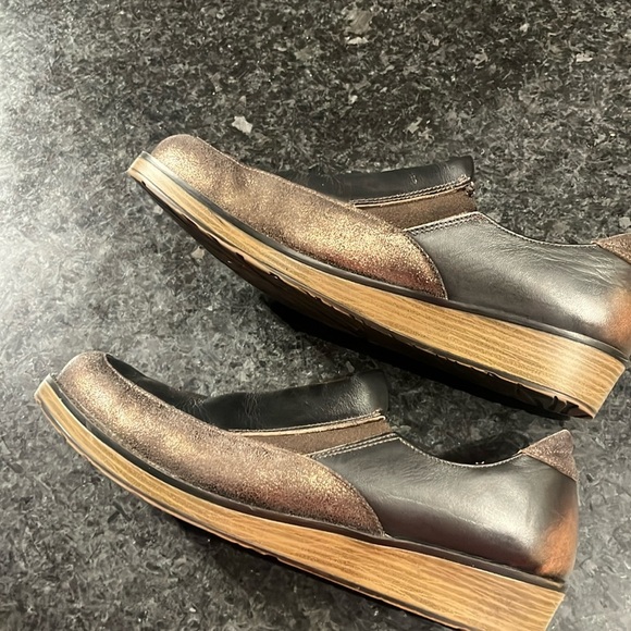 LADIES NAOT SHOES - Picture 8 of 9